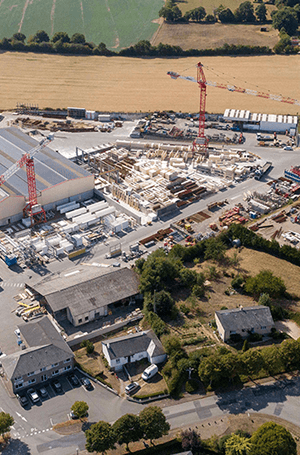 construction d'un bâtiment industriel vue du ciel